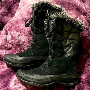 *EUC*The North Face Nuptse Purna Black Mid Calf
Snow Boots sz 7